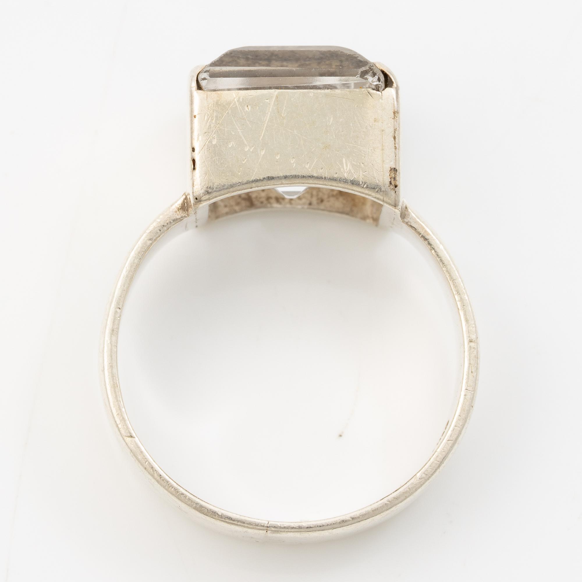 Wiwen Nilsson, ring silver with rock crystal.