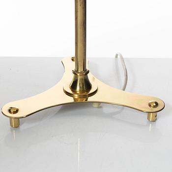 Josef Frank, bordslampa, modell nr 2467/2, Firma Svenskt Tenn.