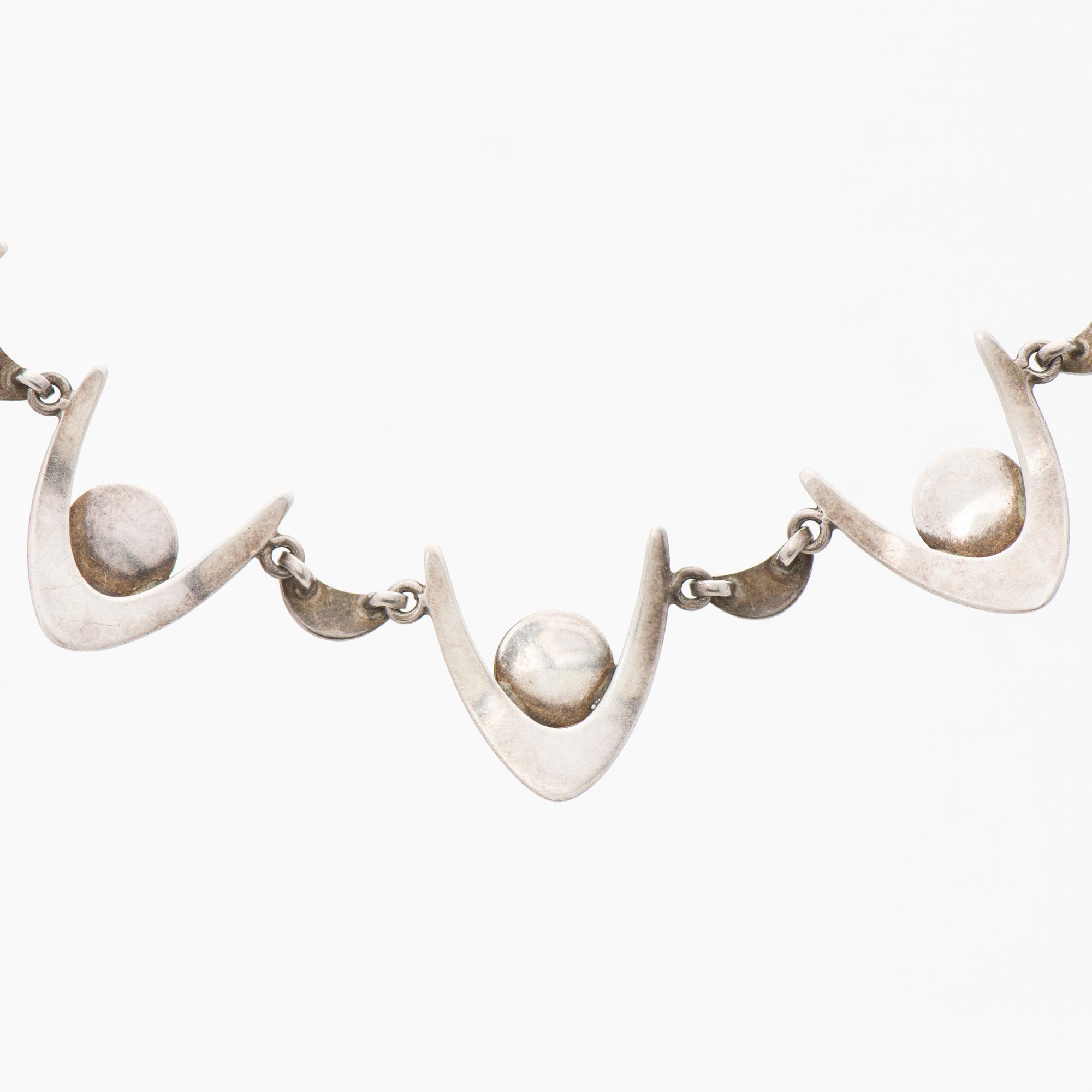 ARNE JOHANSEN, KAULAKORU ja RANNEKORU, hopeaa, pyöröhiotut ametistit. Tanska 1970-luku.