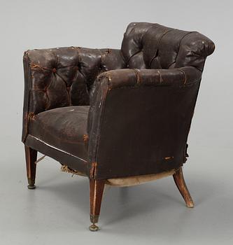 FÅTÖLJ, sk Clubfåtälj, 1900-talets början.