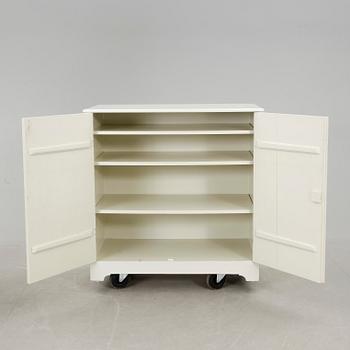 SKÄNK, gustaviansk stil, 1900-talets första hälft.