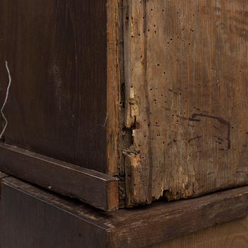 An 18 th century rococo cabinett.