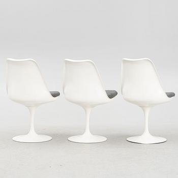 Eero Saarinen, three "Tulip" chairs, Knoll.