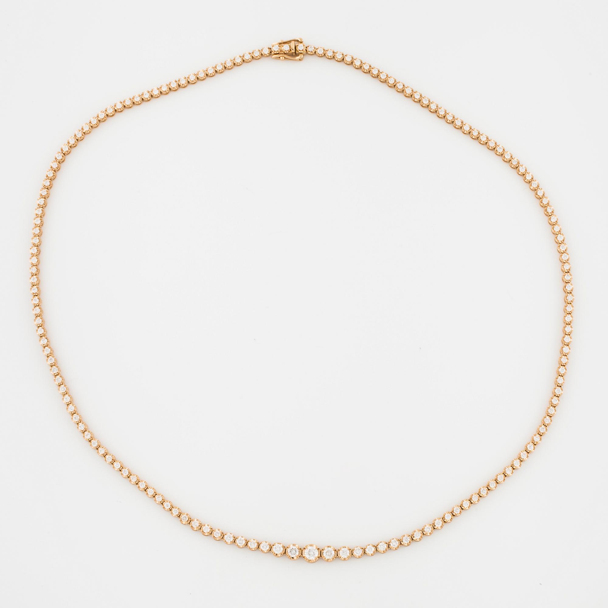 COLLIER, med briljantslipade diamanter, totalt ca 3.00 ct.