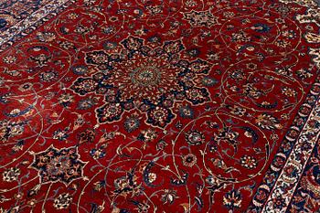 An antique Isfahan, Central Persia, dated 1283 (1903-04), c. 486 x 319 cm.