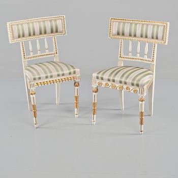 STOLAR, ett par, sengustavianska, 1800-talets första hälft.