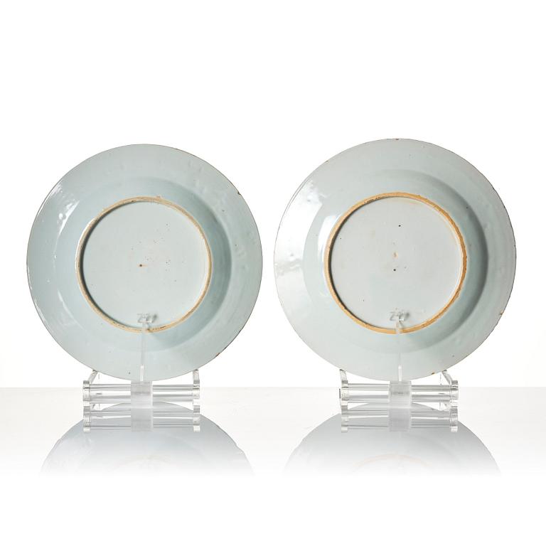 A pair of European Subject grisaille dishes, Qing dynasty, Qianlong (1736-95).