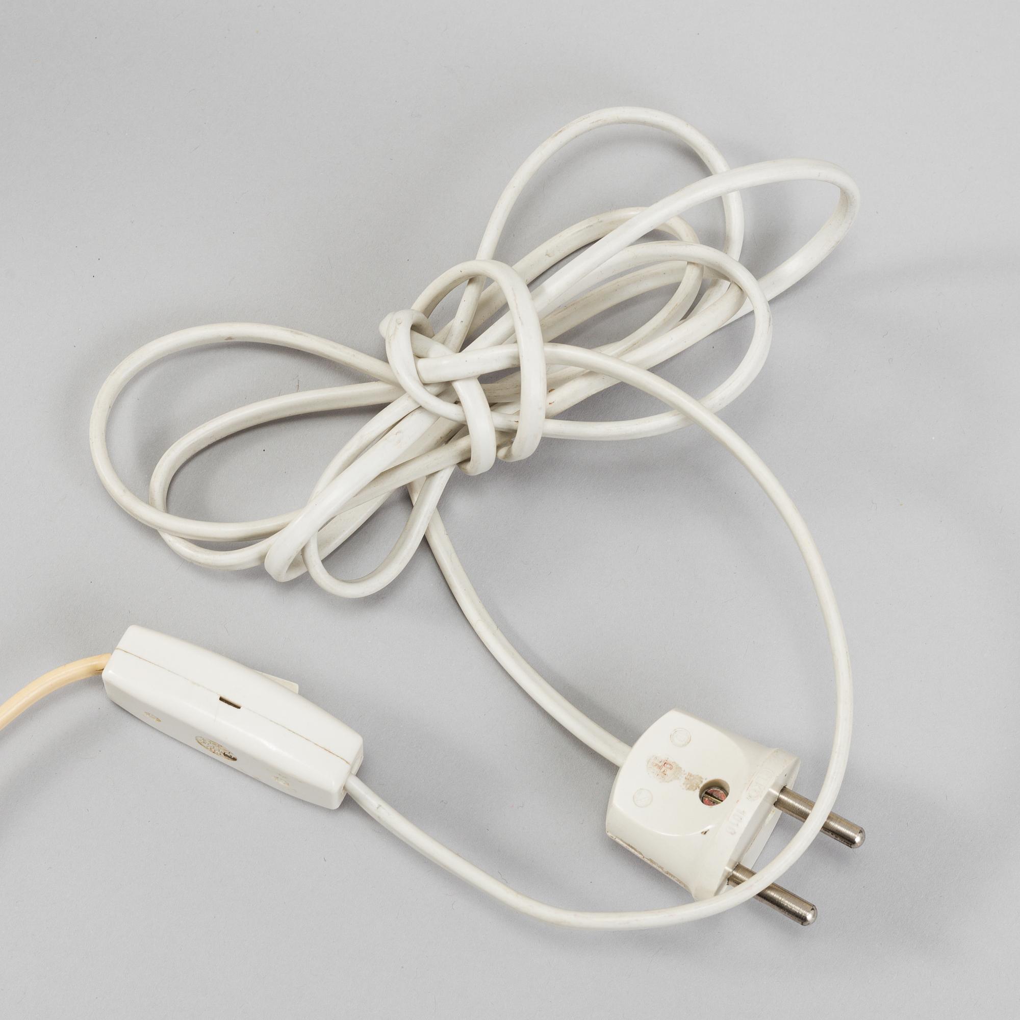 A MID 20TH CENTURY WALL LIGHT, Astra.