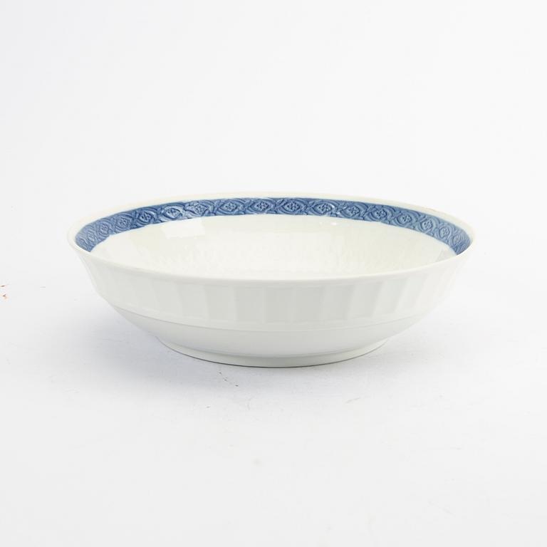 A 107 pcs "Blå vifte" dinner service Royal Copenhagen.