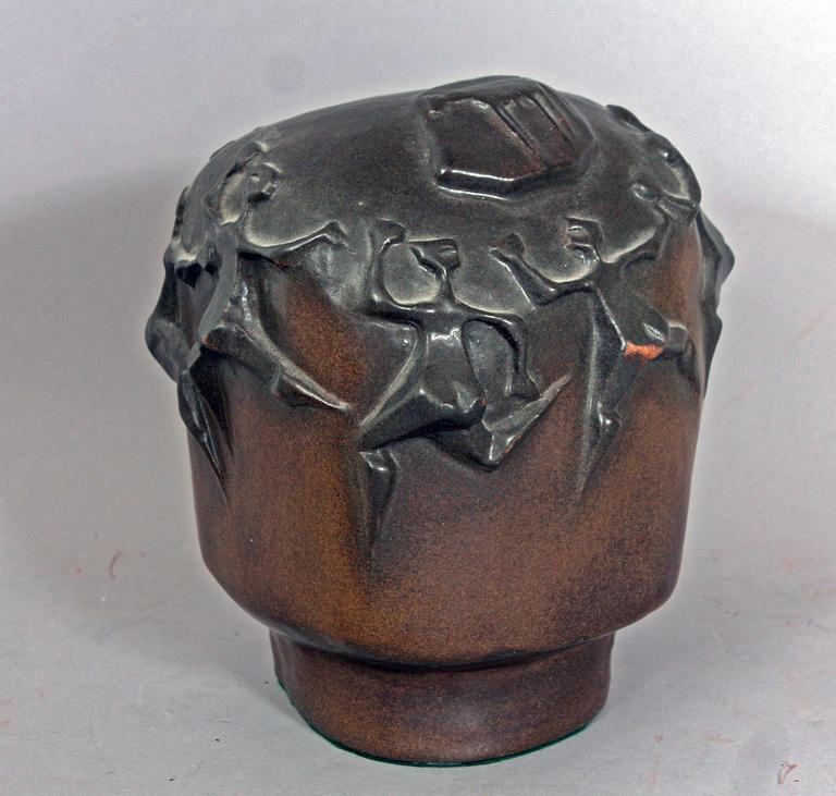 FIGURIN, stengods. Åke Holm.