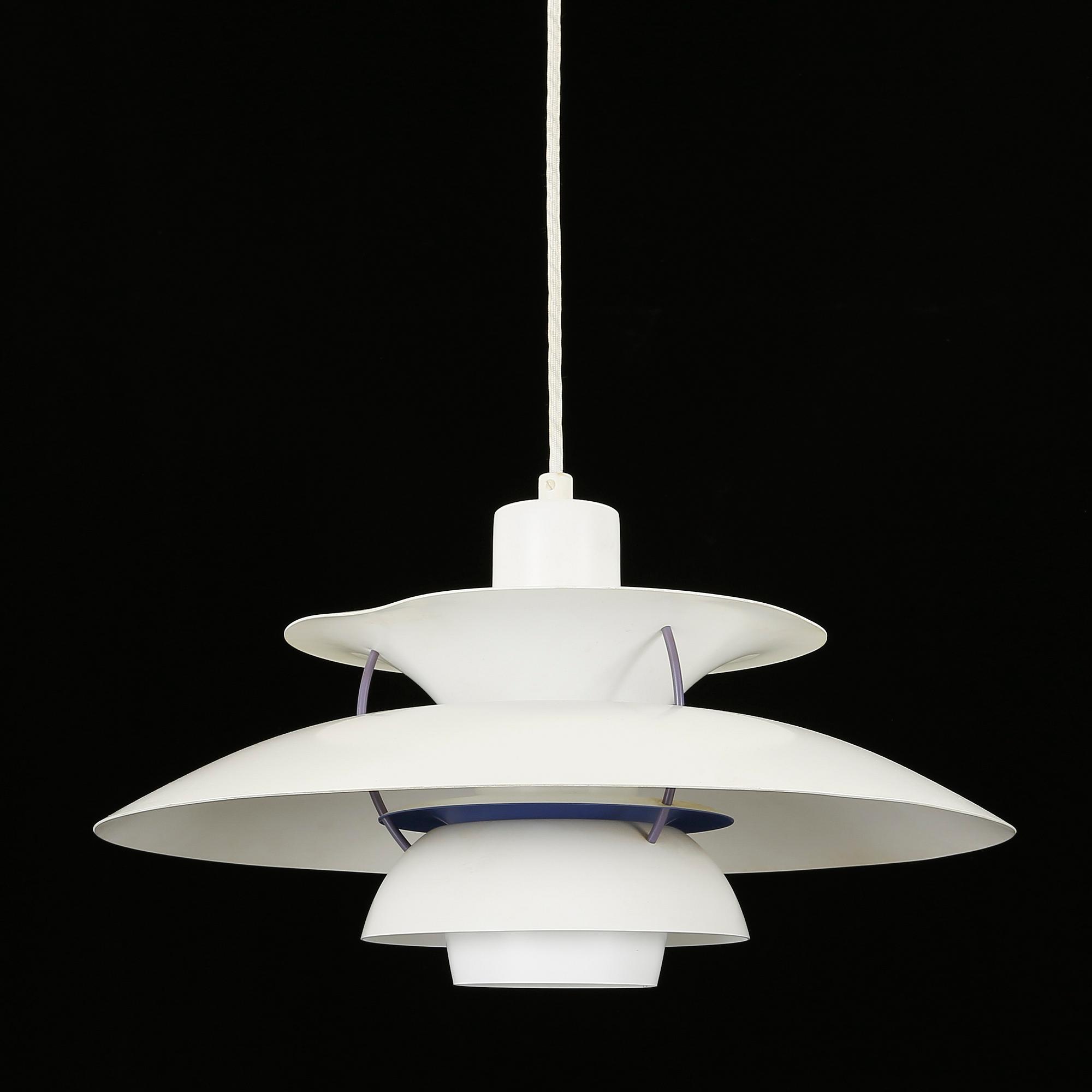 TAKLAMPA, "PH-4, Poul Henningsen, Louis Poulsen, 1900-tal. Höjd 25 cm.