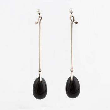Vivianna Torun Bülow-Hübe, Earrings, Georg Jensen, silver with black stone.