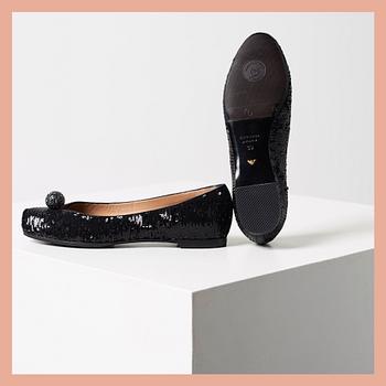 LOFERS, Emporio Armani, storlek 39.