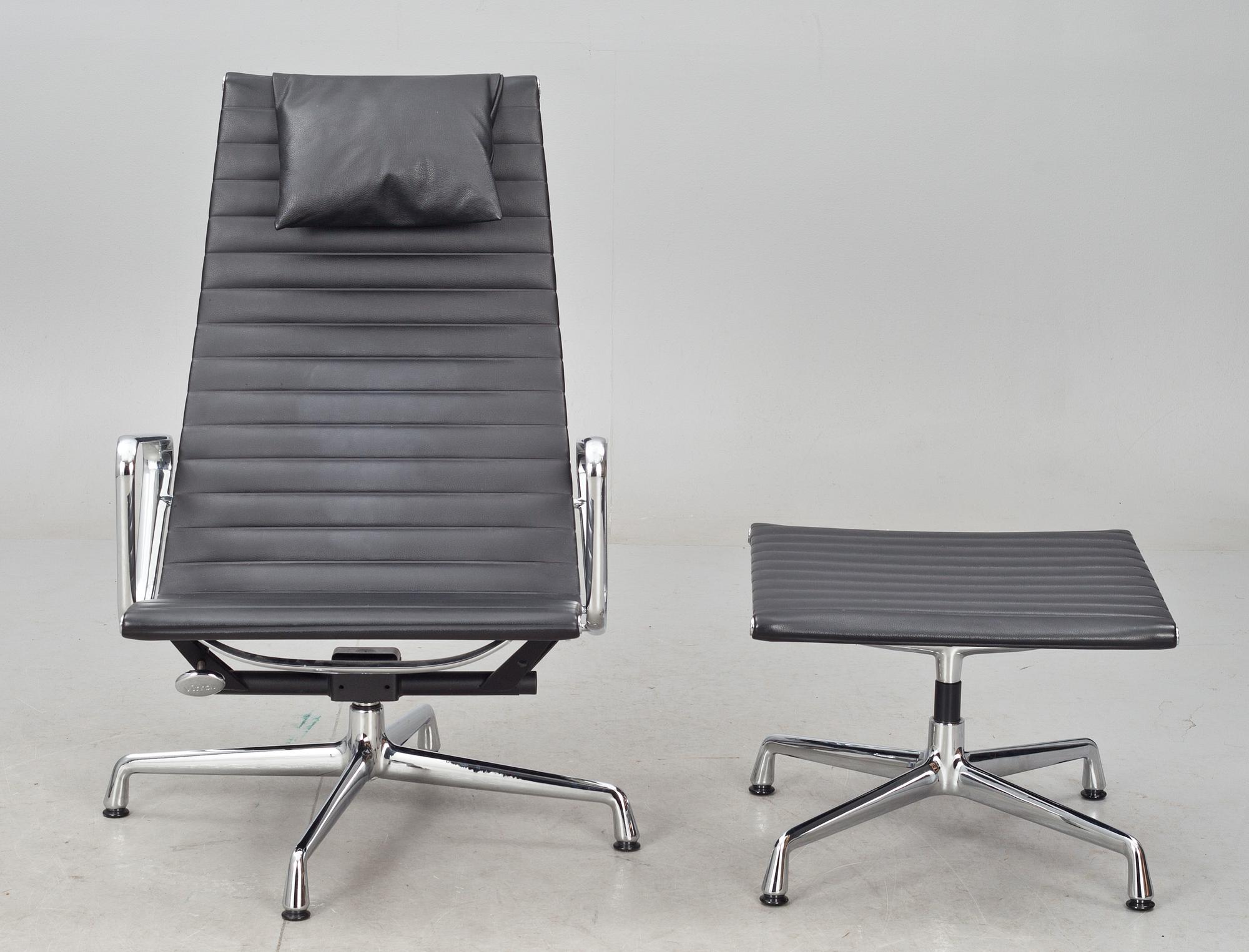 KARMSTOL och FOTPALL, Charles och Ray Eames, Vitra. 2000-tal.