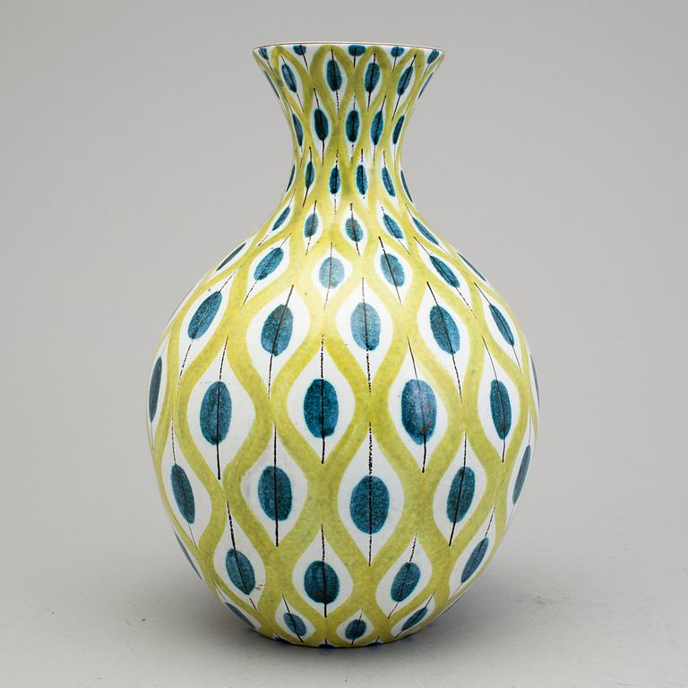 STIG LINDBERG, vas i fajans, Gustavsberg studio 1950-tal.