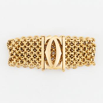 417. A Cartier 18K gold bracelet.