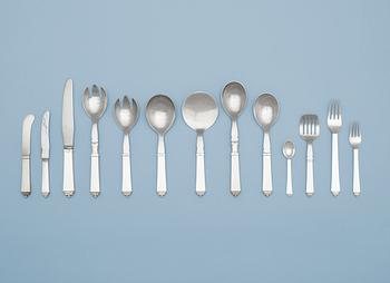 619. 65 pieces of Harald Nielsen's 'Pyramid' flatware,