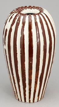 VAS, fajans, Vicke Lindstrand, Upsala-Ekeby.