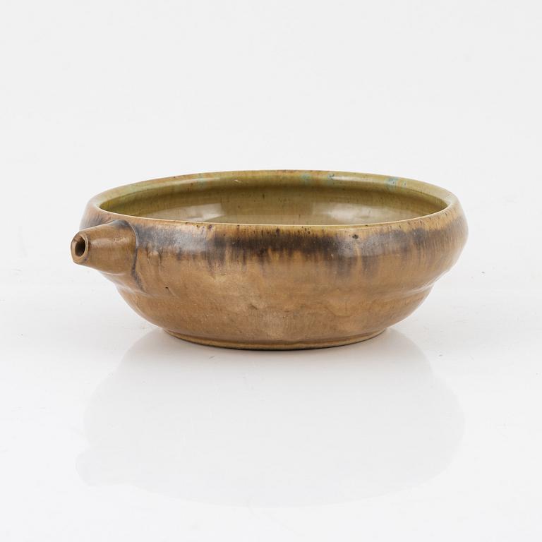 Allan Ebeling, a ceramic bowl with spout, Torshälla, Sweden, signed.