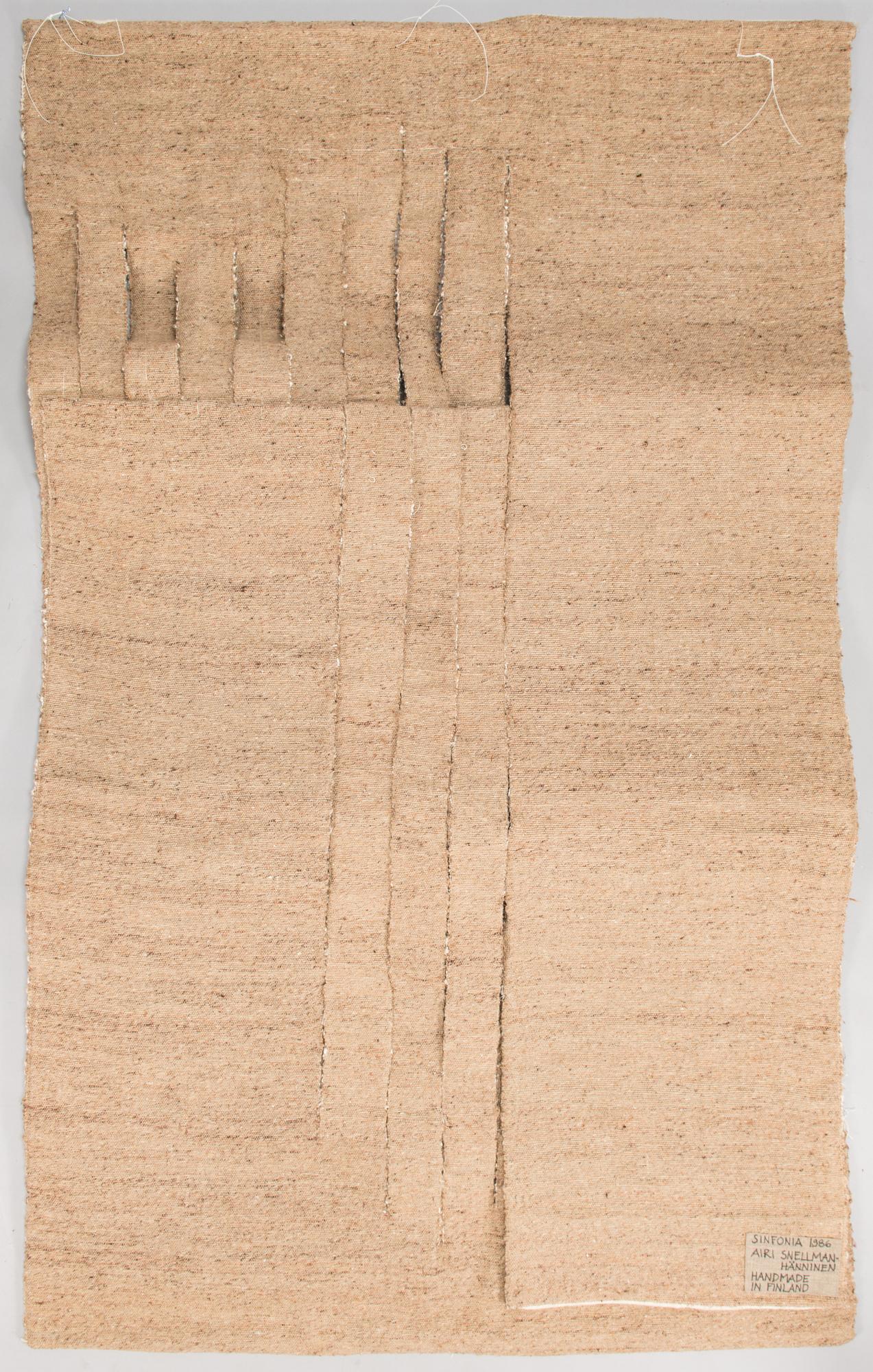 Airi Snellman-Hänninen, an art textile signed Airi Snellman-Hänninen 1986.