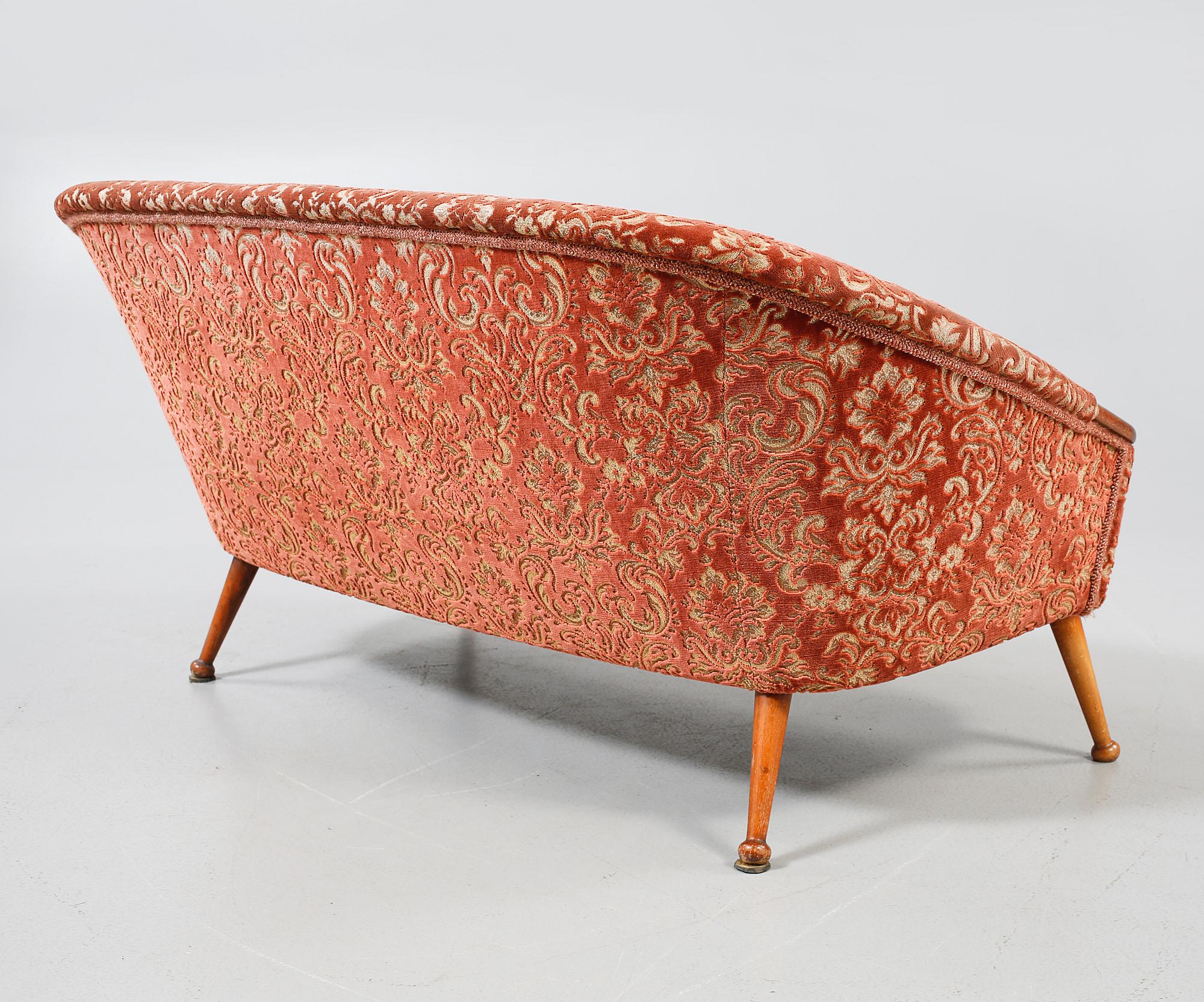 SOFFA, omkring 1900-talets mitt.
