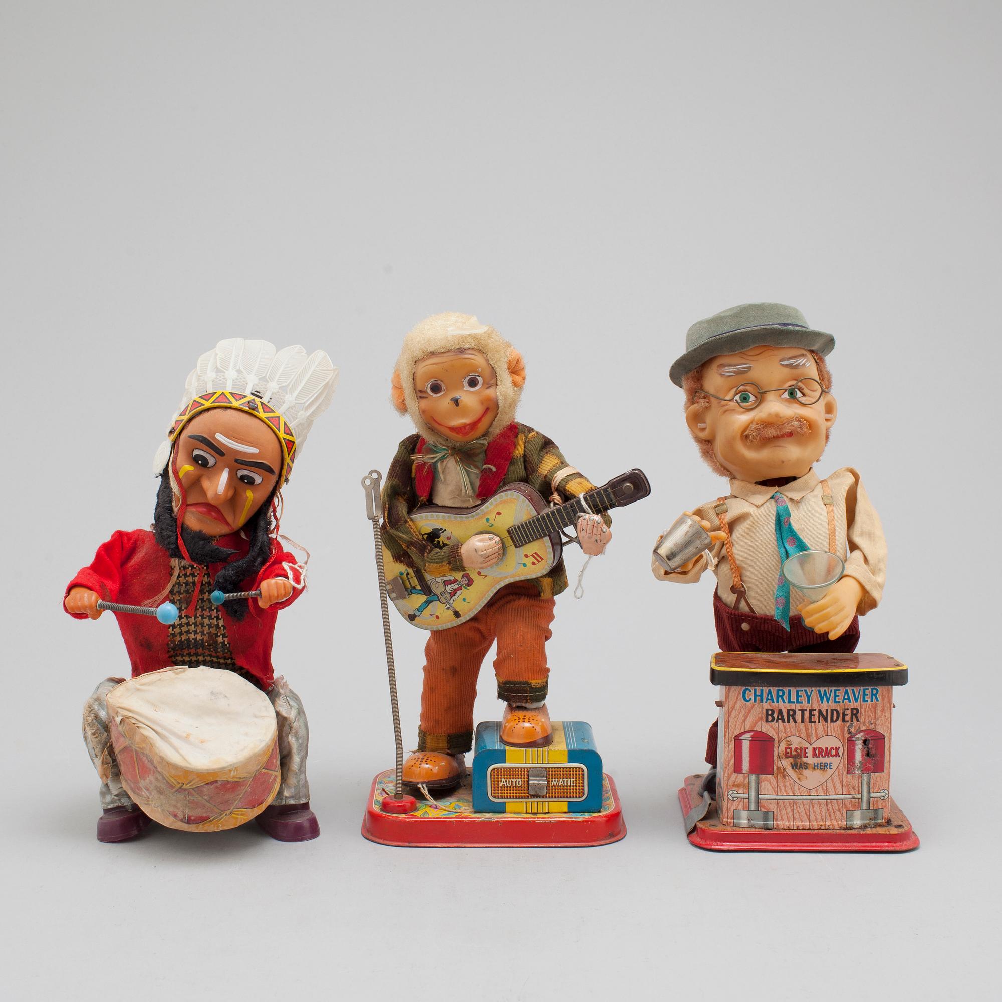 Three mid 20th century toys.