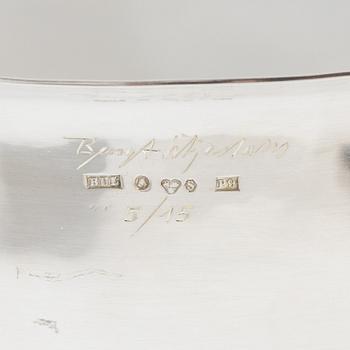 Bengt Liljedahl, skål, silver, Stockholm 1965, signerad och numrerad 5/15.