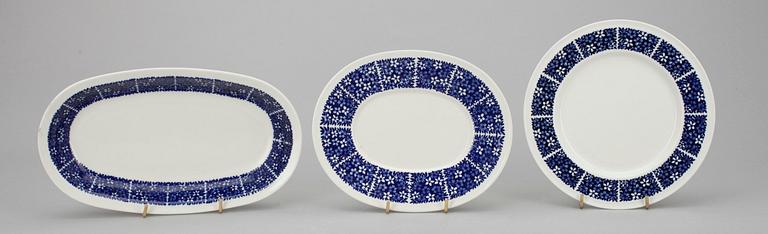 SERVISDELAR, 32 st, porslin, "Spets", Arabia, Finland 1960-70 -tal.