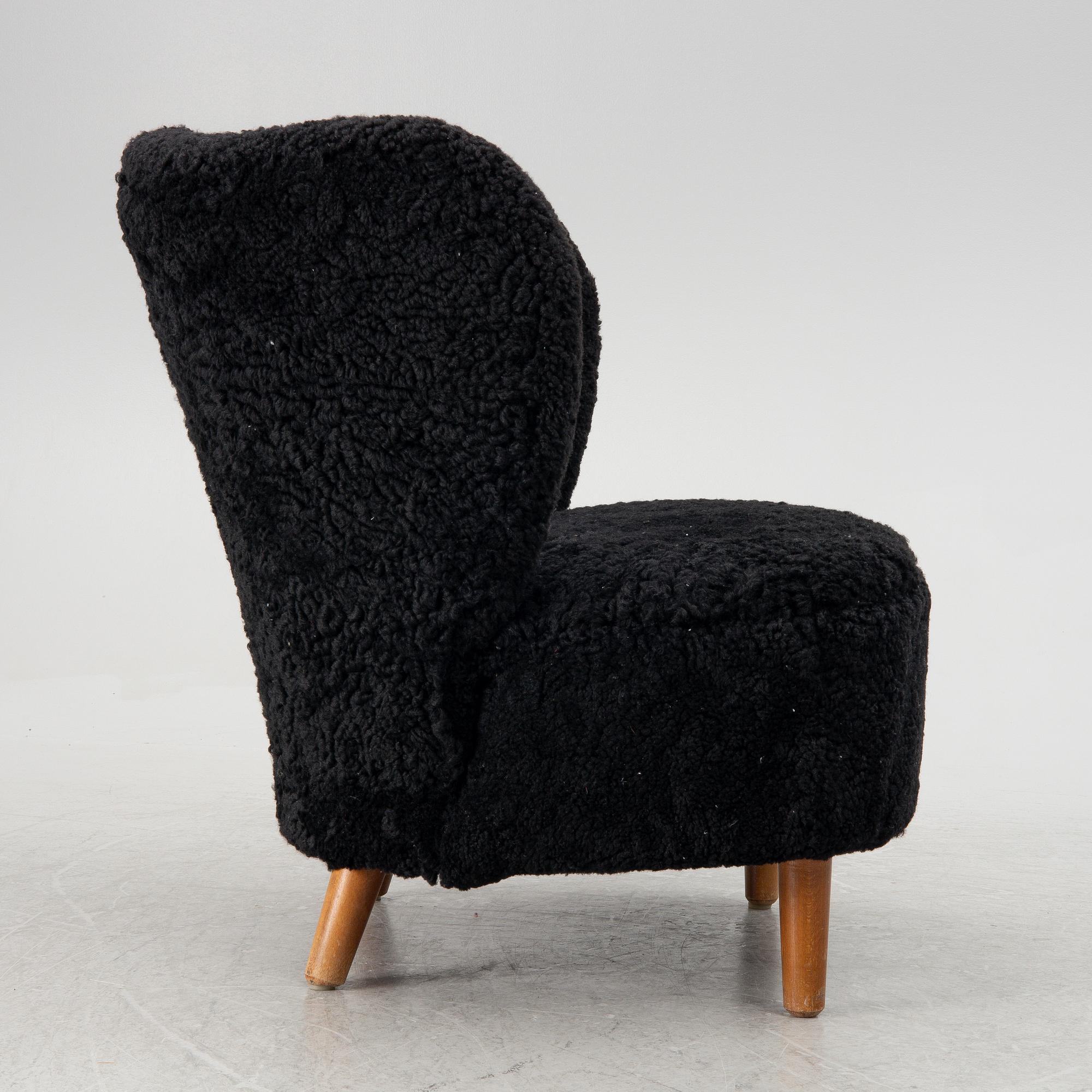 Armchair, Swedish Modern, circa mid-20th century.