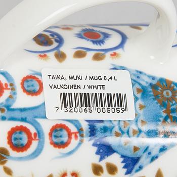 Klaus Haapaniemi, Service, 23 pieces, porcelain, "Taika" Arabia 21st century.