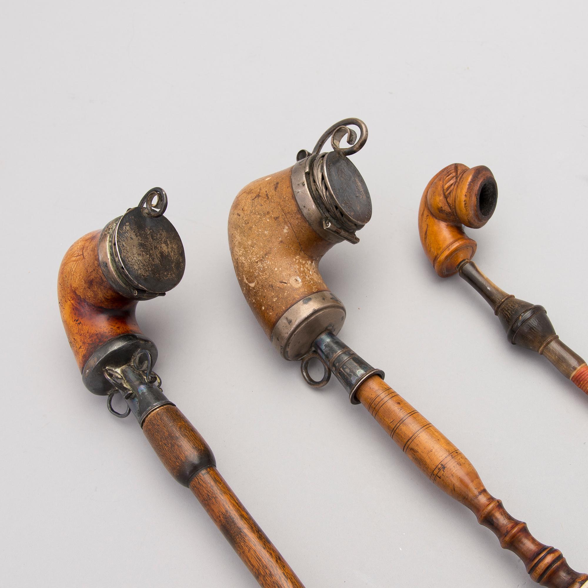 PIIPPUJA, 3 kpl, merivahaa, puuta, hopeaa, luuta, 1800-luvun loppupuoli.