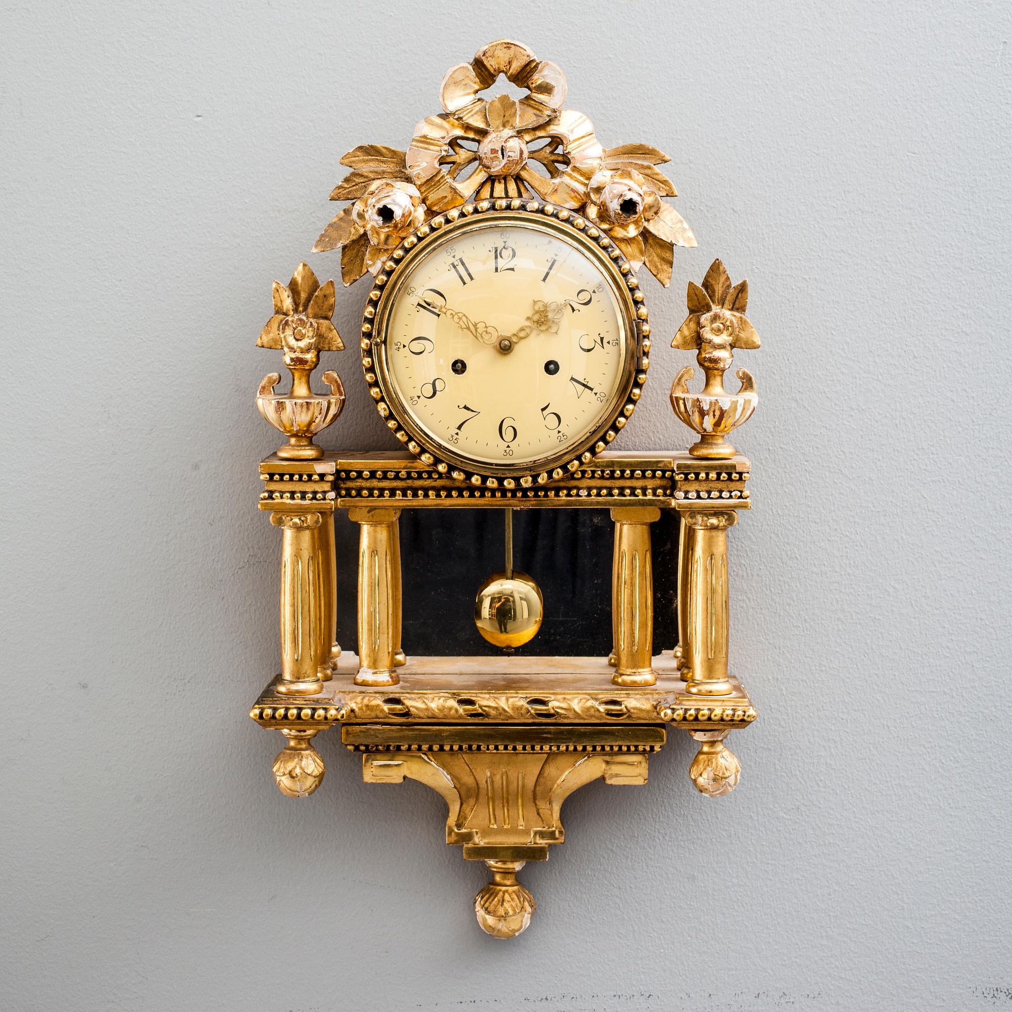 VÄGGPENDYL, gustaviansk stil. 1900-tal.