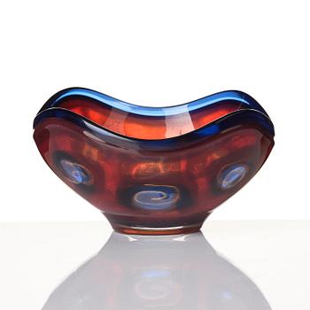 Sven Palmqvist, a ravenna glass bowl, Orrefors, Sweden, 1957, no 1118.
