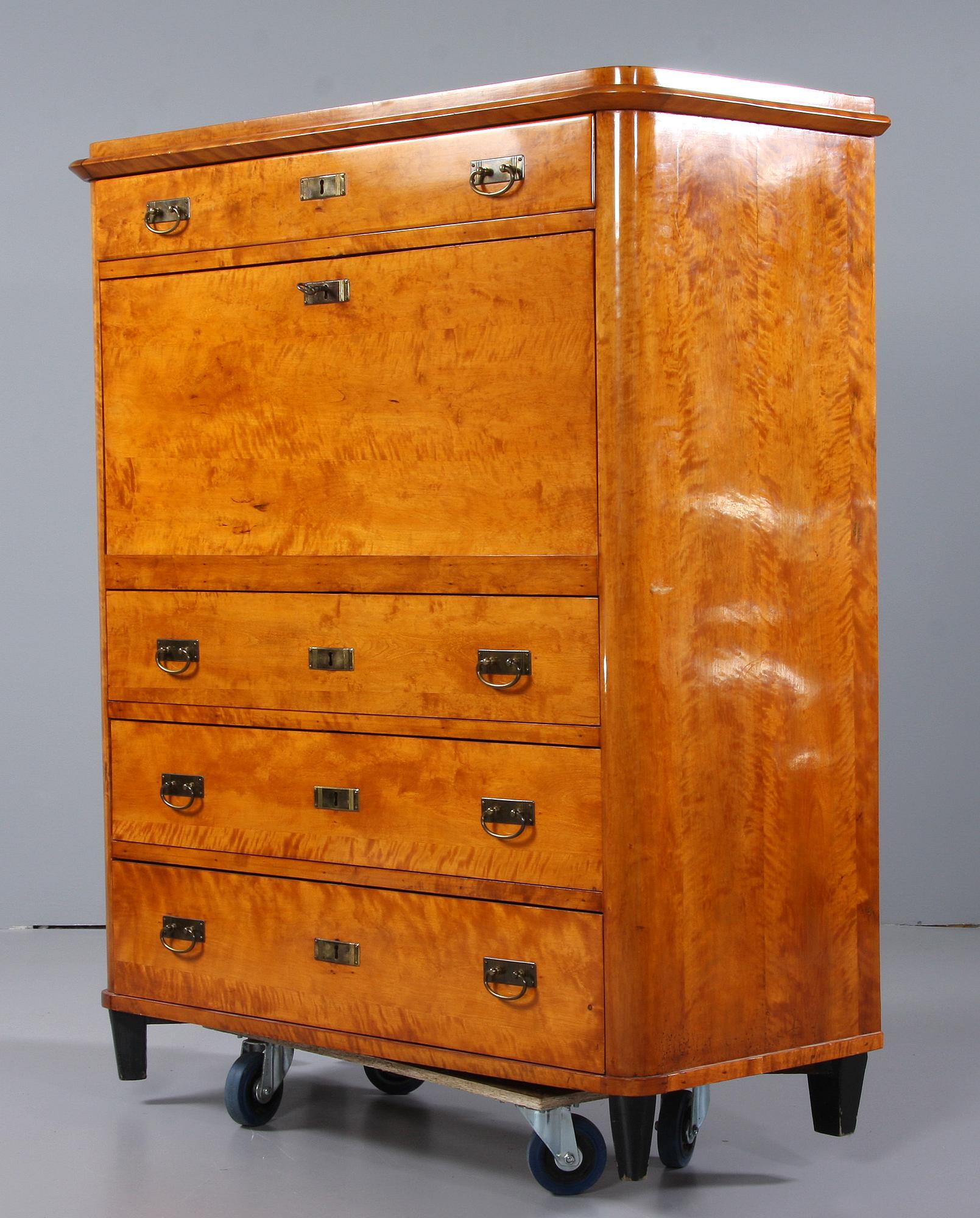 CHIFFONJÉ, 1800-tal.