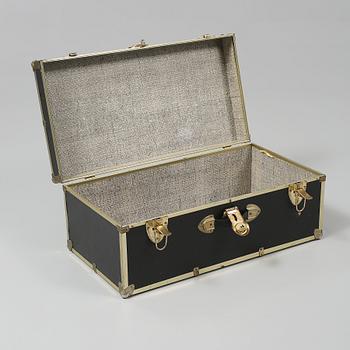 KOFFERT, omkring 1900-talets mitt.