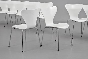 STOLAR, 10st. "Sjuan", Arne Jacobsen, Fritz Hansen.