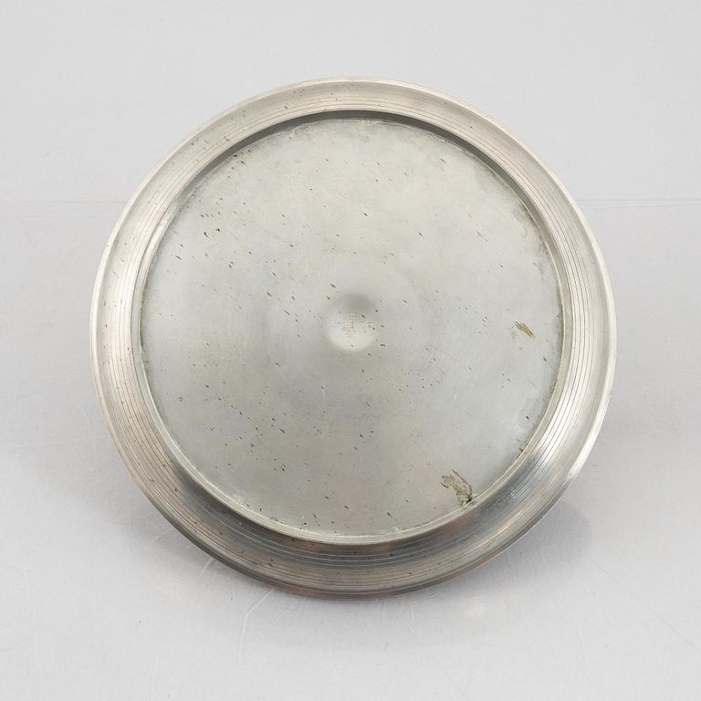 Sylvia Stave, tillskriven, skål, modell "5346", C.G. Hallberg, Stockholm, 1931.