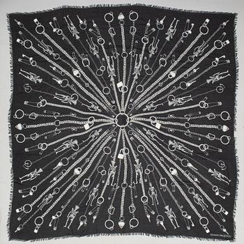 Alexander McQueen, a 'Chain Burst' shawl, 2019.