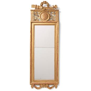 79. A Swedish Gustavian mirror, second part of the 18th century.