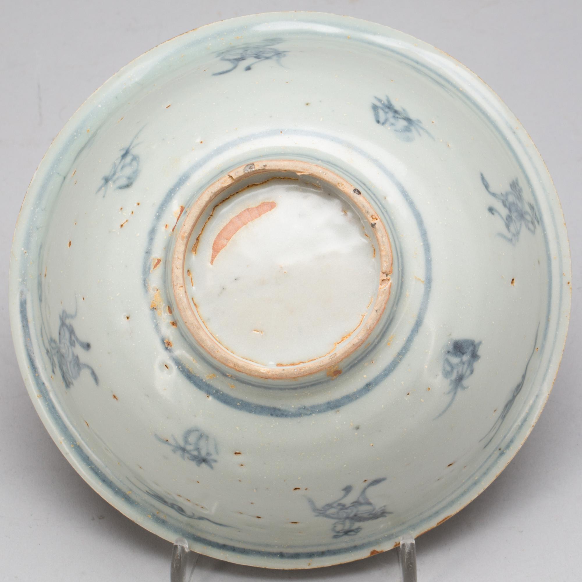 SKÅL, porslin, Sydostasien, troligen 15/1600-tal.