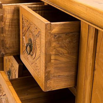 A Corean chest of drawers, 20th century.