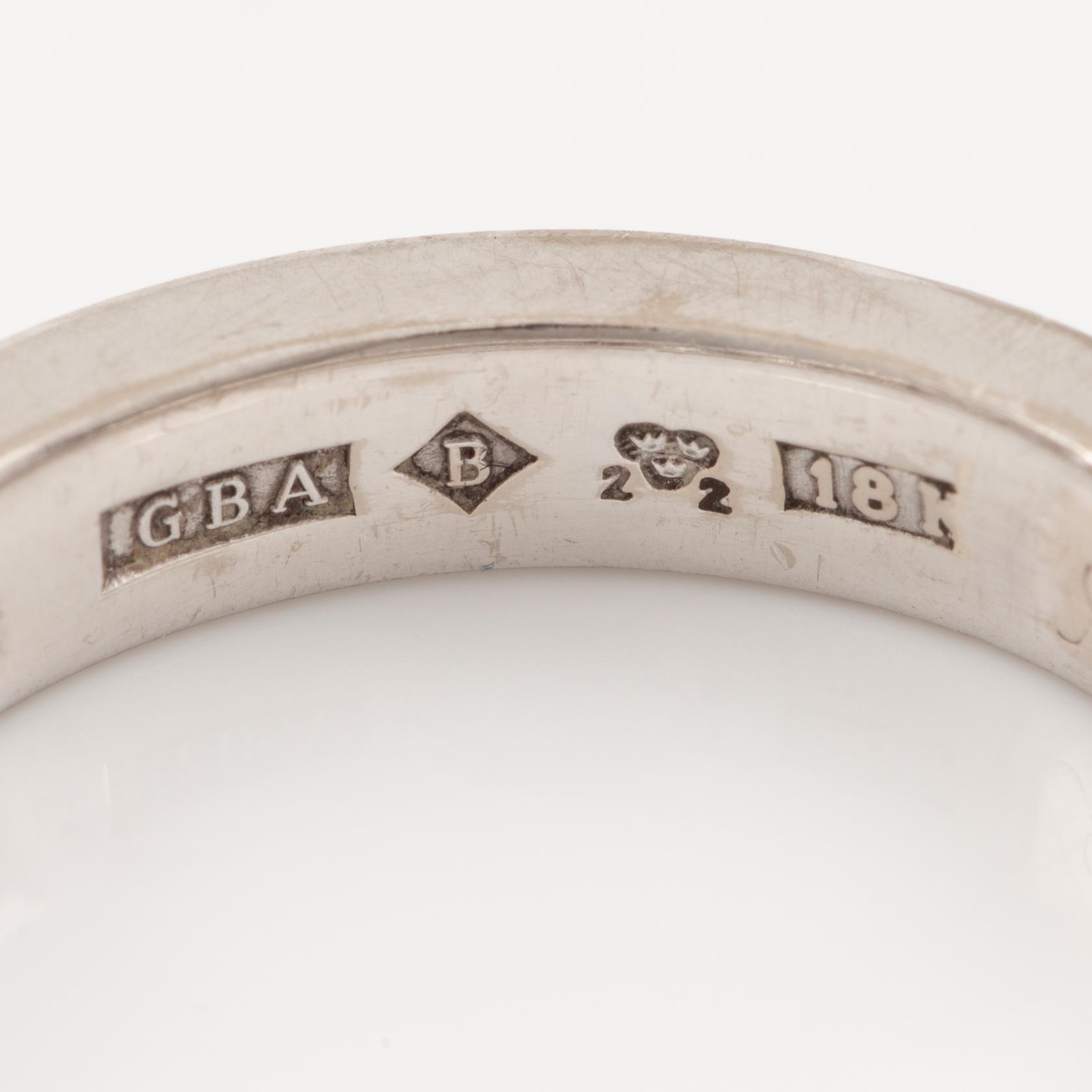 Ring, eternity, 18K white gold with brilliant-cut diamonds.