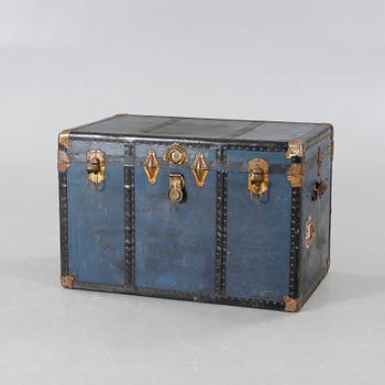 A trunk from A&S Unbreakable Trunks, New York, made in early 20th century.