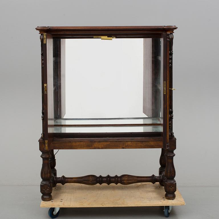 BARSKÅP, 1900-talets mitt.