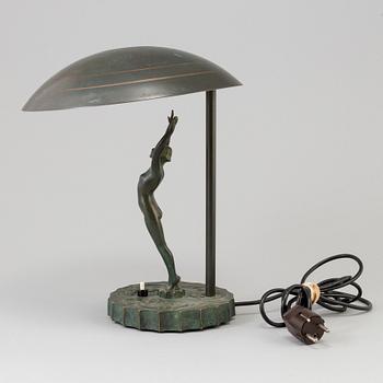 BORDSLAMPA, 1900-talets första hälft.