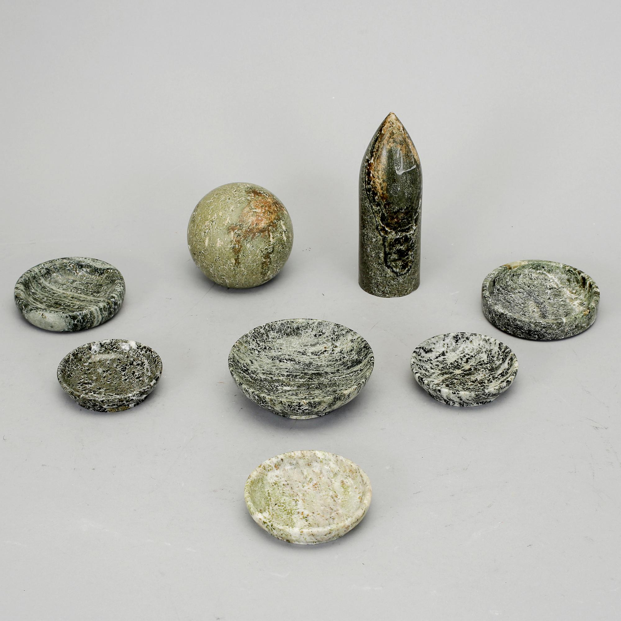 PARTI KOLMÅRDSMARMOR, 8 delar, 1900-tal.