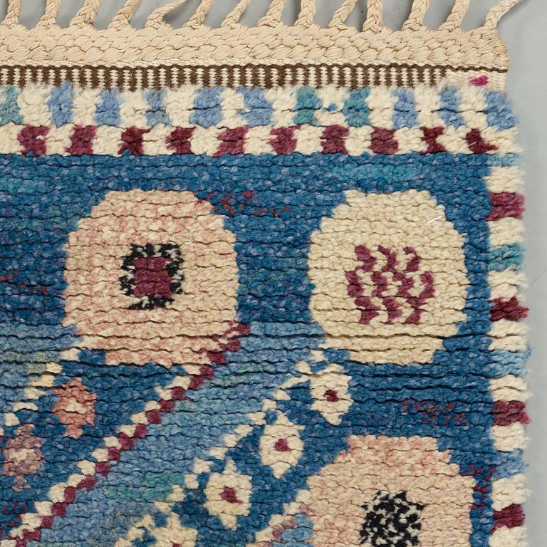 Marianne Richter, MATTO, "Blå trädet", knotted pile, ca 213,5 x 142 cm, signed AB MMF MR.