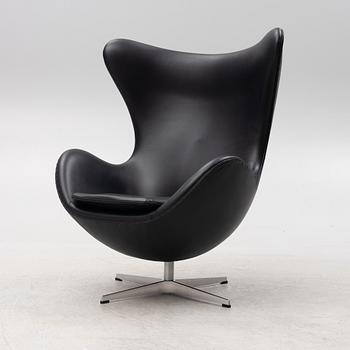 Arne Jacobsen, an 'Egg' lounge chair, Fritz Hansen, Denmark, 2021.