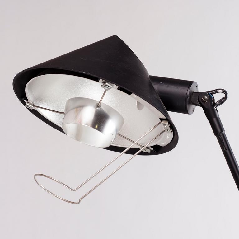 CARLO FORCOLINI, A 1980s 'Nestore Terra' floor lamp for Artemide, Italy.