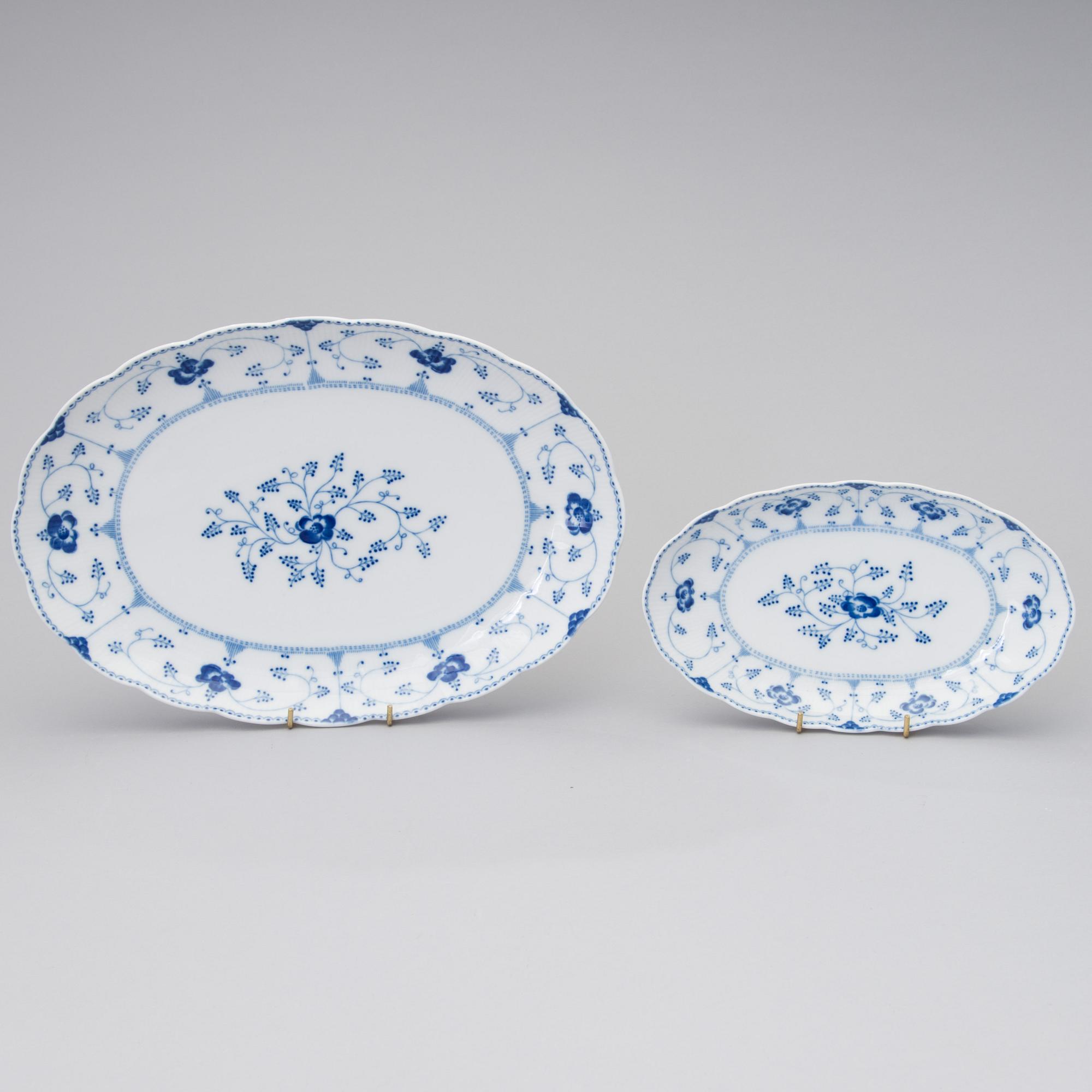MATSERVIS, 31 delar, porslin, "Eternell", Christineholm Porcelaine 1990-tal.
